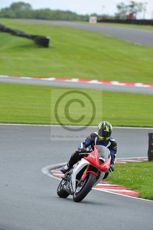 Motorcycle action photographs;Trackday digital images;event digital images;eventdigitalimages;no limits trackday;oulton park;oulton park circuit cheshire;oulton park photographs;peter wileman photography;trackday;trackday photos