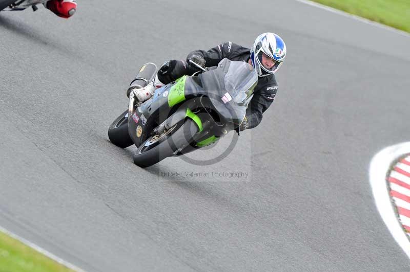 Motorcycle action photographs;Trackday digital images;event digital images;eventdigitalimages;no limits trackday;oulton park;oulton park circuit cheshire;oulton park photographs;peter wileman photography;trackday;trackday photos