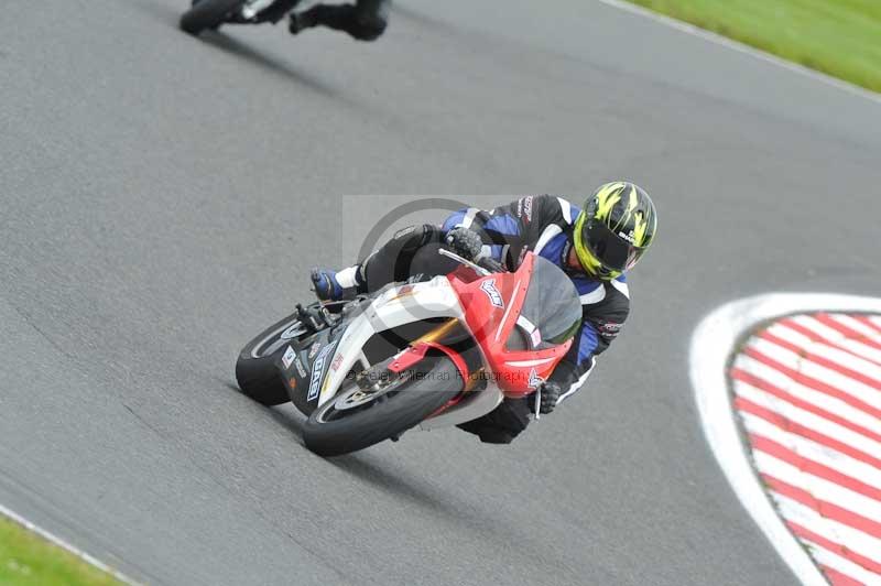 Motorcycle action photographs;Trackday digital images;event digital images;eventdigitalimages;no limits trackday;oulton park;oulton park circuit cheshire;oulton park photographs;peter wileman photography;trackday;trackday photos