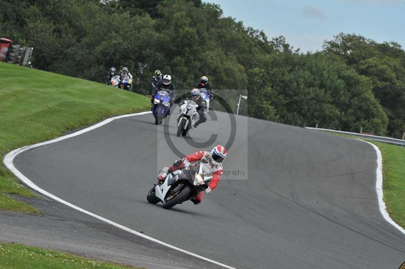 Motorcycle action photographs;Trackday digital images;event digital images;eventdigitalimages;no limits trackday;oulton park;oulton park circuit cheshire;oulton park photographs;peter wileman photography;trackday;trackday photos