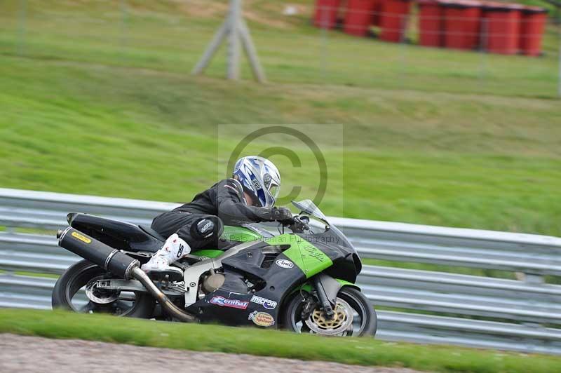 Motorcycle action photographs;Trackday digital images;event digital images;eventdigitalimages;no limits trackday;oulton park;oulton park circuit cheshire;oulton park photographs;peter wileman photography;trackday;trackday photos