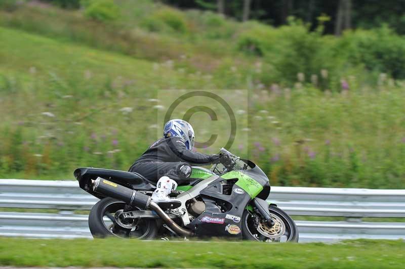 Motorcycle action photographs;Trackday digital images;event digital images;eventdigitalimages;no limits trackday;oulton park;oulton park circuit cheshire;oulton park photographs;peter wileman photography;trackday;trackday photos