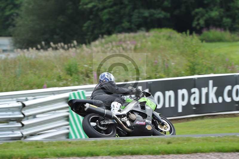 Motorcycle action photographs;Trackday digital images;event digital images;eventdigitalimages;no limits trackday;oulton park;oulton park circuit cheshire;oulton park photographs;peter wileman photography;trackday;trackday photos