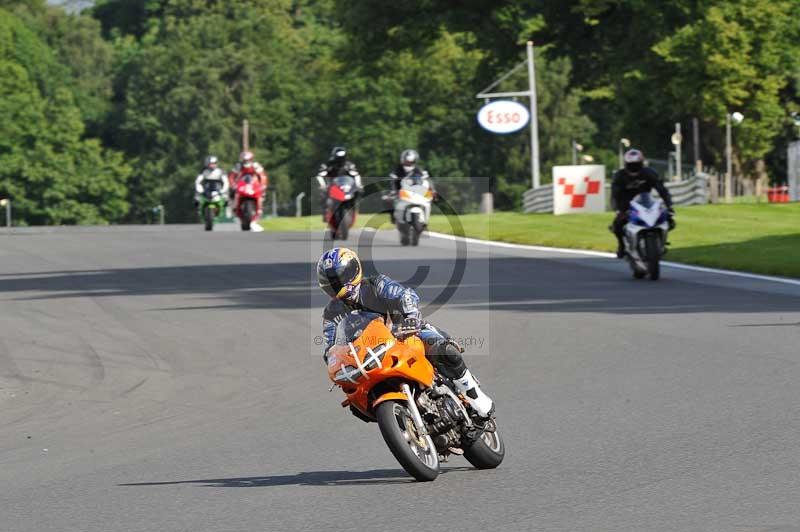 Motorcycle action photographs;Trackday digital images;event digital images;eventdigitalimages;no limits trackday;oulton park;oulton park circuit cheshire;oulton park photographs;peter wileman photography;trackday;trackday photos