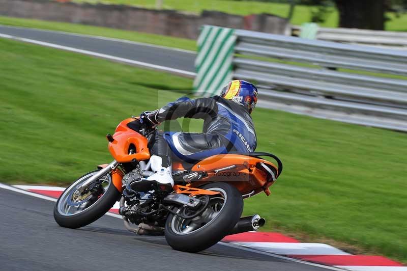 Motorcycle action photographs;Trackday digital images;event digital images;eventdigitalimages;no limits trackday;oulton park;oulton park circuit cheshire;oulton park photographs;peter wileman photography;trackday;trackday photos