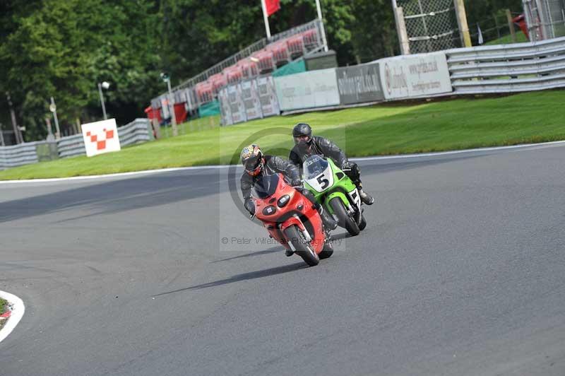 Motorcycle action photographs;Trackday digital images;event digital images;eventdigitalimages;no limits trackday;oulton park;oulton park circuit cheshire;oulton park photographs;peter wileman photography;trackday;trackday photos