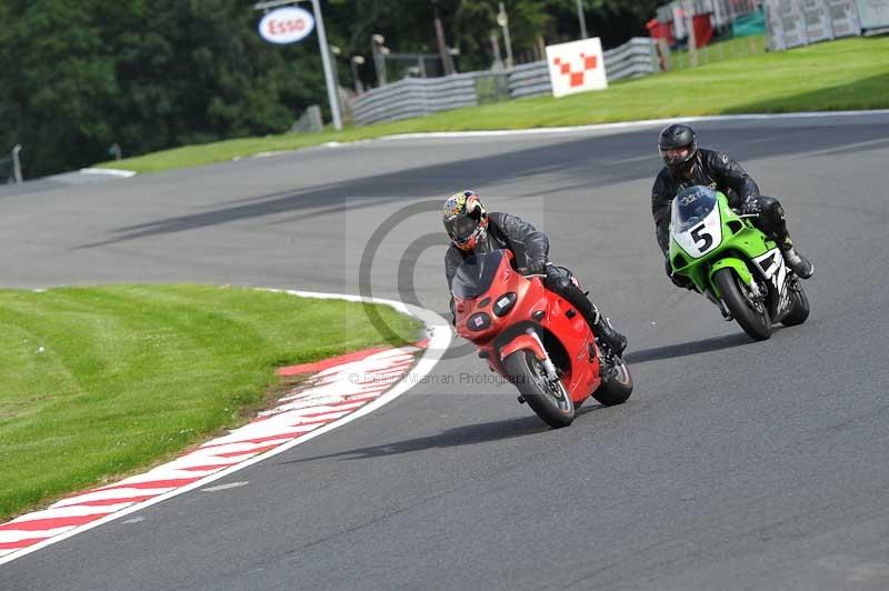 Motorcycle action photographs;Trackday digital images;event digital images;eventdigitalimages;no limits trackday;oulton park;oulton park circuit cheshire;oulton park photographs;peter wileman photography;trackday;trackday photos