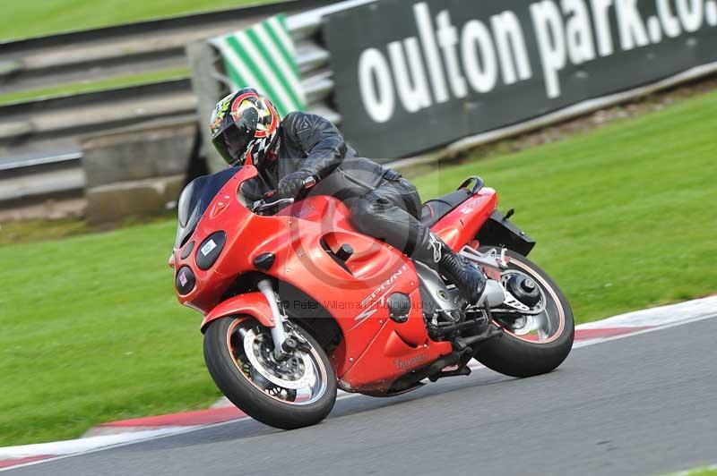 Motorcycle action photographs;Trackday digital images;event digital images;eventdigitalimages;no limits trackday;oulton park;oulton park circuit cheshire;oulton park photographs;peter wileman photography;trackday;trackday photos