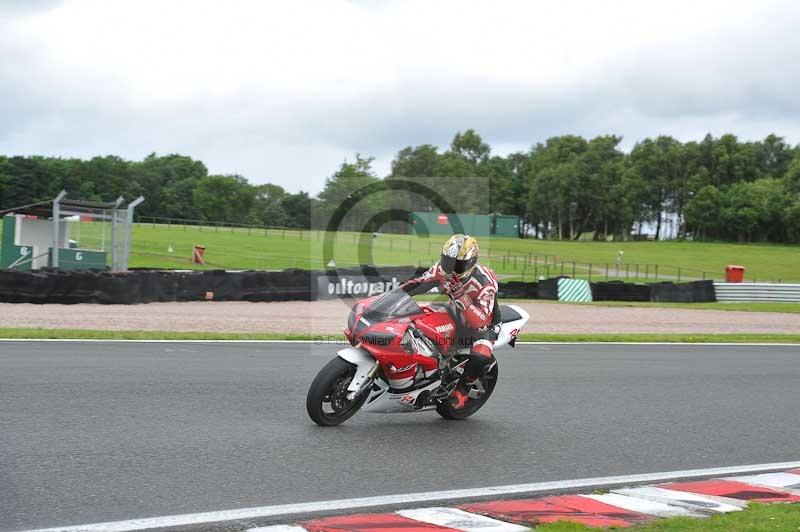 Motorcycle action photographs;Trackday digital images;event digital images;eventdigitalimages;no limits trackday;oulton park;oulton park circuit cheshire;oulton park photographs;peter wileman photography;trackday;trackday photos