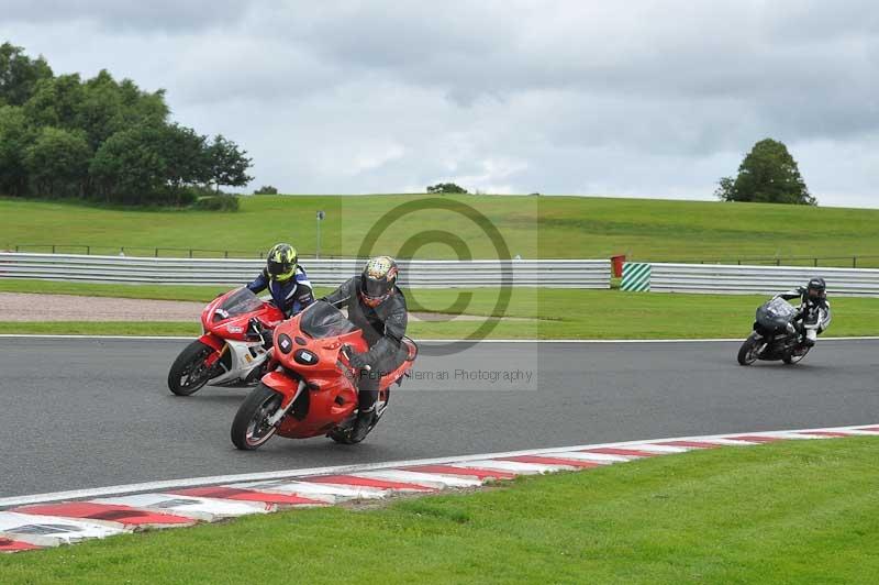 Motorcycle action photographs;Trackday digital images;event digital images;eventdigitalimages;no limits trackday;oulton park;oulton park circuit cheshire;oulton park photographs;peter wileman photography;trackday;trackday photos