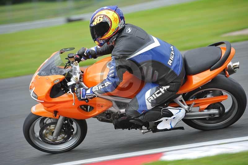 Motorcycle action photographs;Trackday digital images;event digital images;eventdigitalimages;no limits trackday;oulton park;oulton park circuit cheshire;oulton park photographs;peter wileman photography;trackday;trackday photos