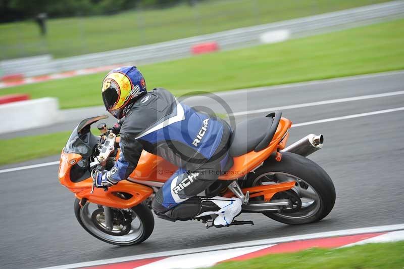 Motorcycle action photographs;Trackday digital images;event digital images;eventdigitalimages;no limits trackday;oulton park;oulton park circuit cheshire;oulton park photographs;peter wileman photography;trackday;trackday photos