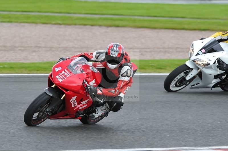 Motorcycle action photographs;Trackday digital images;event digital images;eventdigitalimages;no limits trackday;oulton park;oulton park circuit cheshire;oulton park photographs;peter wileman photography;trackday;trackday photos