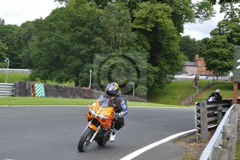 Motorcycle action photographs;Trackday digital images;event digital images;eventdigitalimages;no limits trackday;oulton park;oulton park circuit cheshire;oulton park photographs;peter wileman photography;trackday;trackday photos