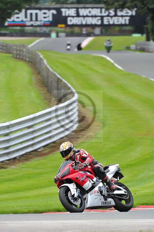 Motorcycle action photographs;Trackday digital images;event digital images;eventdigitalimages;no limits trackday;oulton park;oulton park circuit cheshire;oulton park photographs;peter wileman photography;trackday;trackday photos