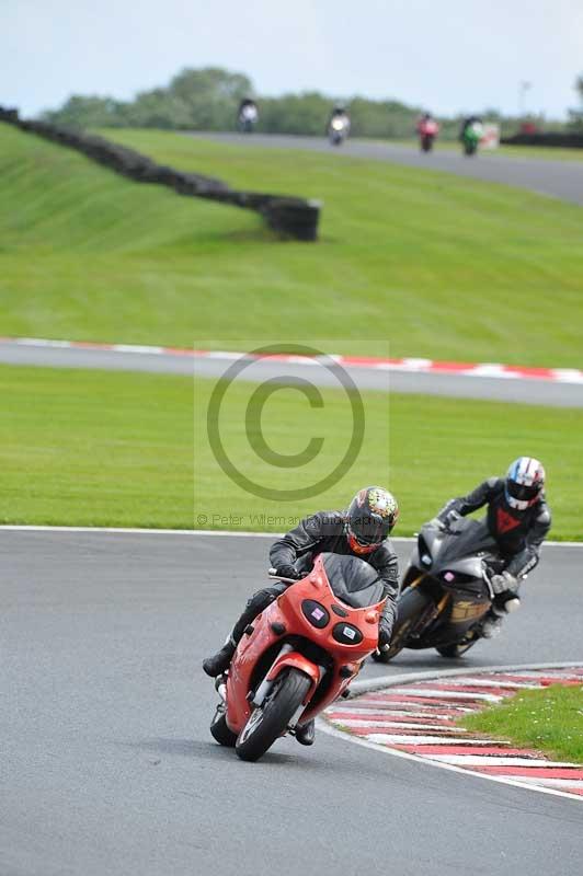 Motorcycle action photographs;Trackday digital images;event digital images;eventdigitalimages;no limits trackday;oulton park;oulton park circuit cheshire;oulton park photographs;peter wileman photography;trackday;trackday photos