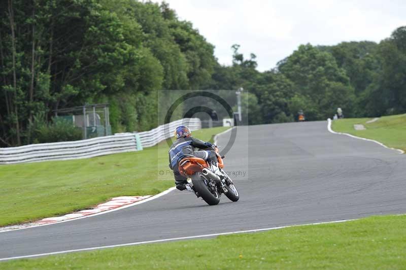 Motorcycle action photographs;Trackday digital images;event digital images;eventdigitalimages;no limits trackday;oulton park;oulton park circuit cheshire;oulton park photographs;peter wileman photography;trackday;trackday photos