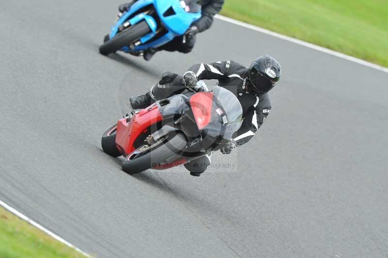 Motorcycle action photographs;Trackday digital images;event digital images;eventdigitalimages;no limits trackday;oulton park;oulton park circuit cheshire;oulton park photographs;peter wileman photography;trackday;trackday photos