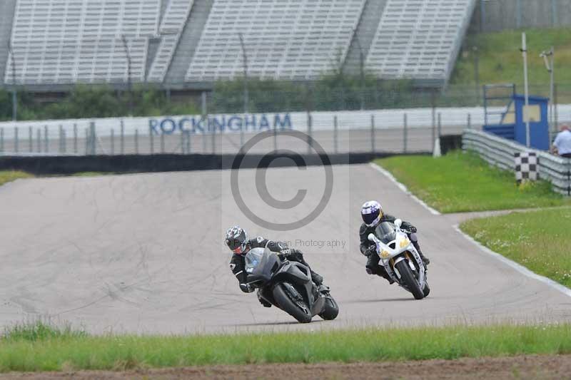 Rockingham no limits trackday;enduro digital images;event digital images;eventdigitalimages;no limits trackdays;peter wileman photography;racing digital images;rockingham raceway northamptonshire;rockingham trackday photographs;trackday digital images;trackday photos