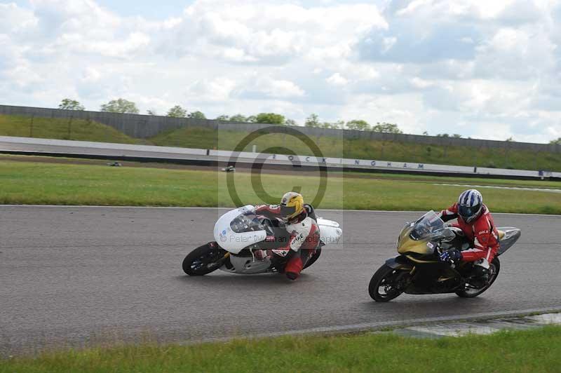 Rockingham no limits trackday;enduro digital images;event digital images;eventdigitalimages;no limits trackdays;peter wileman photography;racing digital images;rockingham raceway northamptonshire;rockingham trackday photographs;trackday digital images;trackday photos