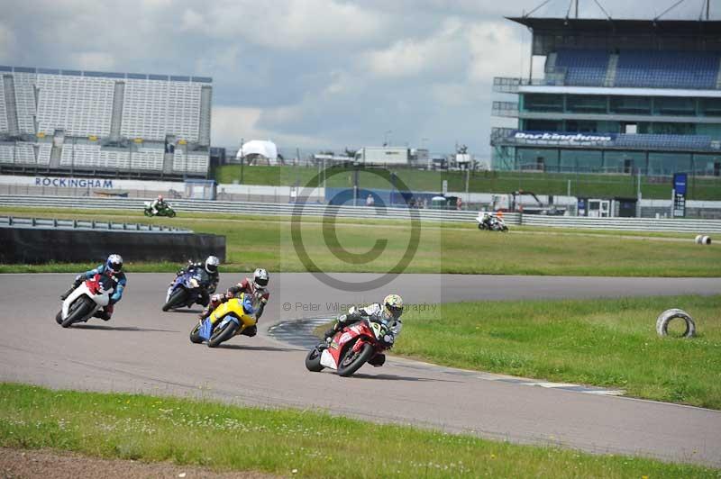 Rockingham no limits trackday;enduro digital images;event digital images;eventdigitalimages;no limits trackdays;peter wileman photography;racing digital images;rockingham raceway northamptonshire;rockingham trackday photographs;trackday digital images;trackday photos