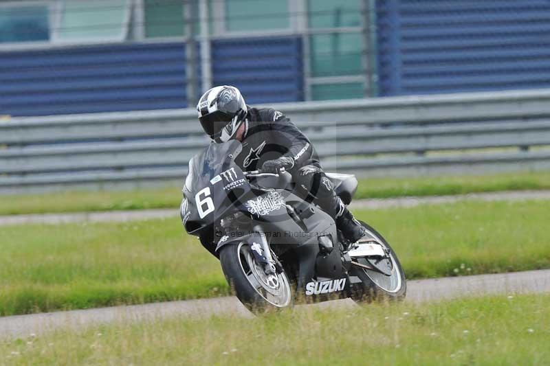 Rockingham no limits trackday;enduro digital images;event digital images;eventdigitalimages;no limits trackdays;peter wileman photography;racing digital images;rockingham raceway northamptonshire;rockingham trackday photographs;trackday digital images;trackday photos