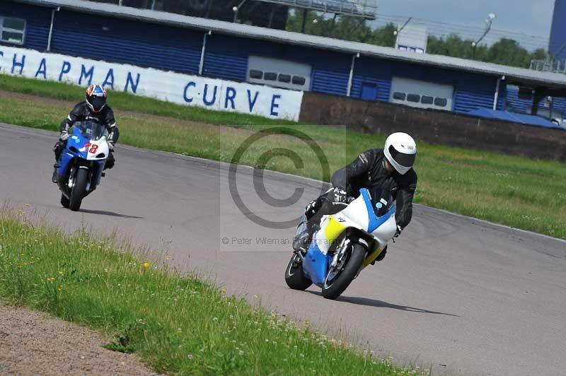 Rockingham no limits trackday;enduro digital images;event digital images;eventdigitalimages;no limits trackdays;peter wileman photography;racing digital images;rockingham raceway northamptonshire;rockingham trackday photographs;trackday digital images;trackday photos