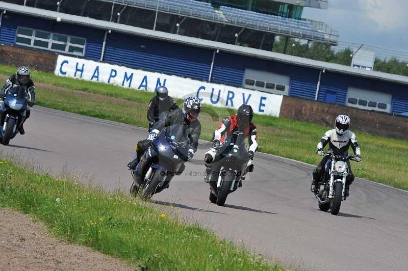 Rockingham no limits trackday;enduro digital images;event digital images;eventdigitalimages;no limits trackdays;peter wileman photography;racing digital images;rockingham raceway northamptonshire;rockingham trackday photographs;trackday digital images;trackday photos