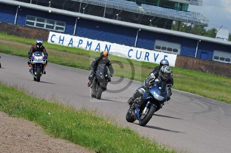 Rockingham no limits trackday;enduro digital images;event digital images;eventdigitalimages;no limits trackdays;peter wileman photography;racing digital images;rockingham raceway northamptonshire;rockingham trackday photographs;trackday digital images;trackday photos