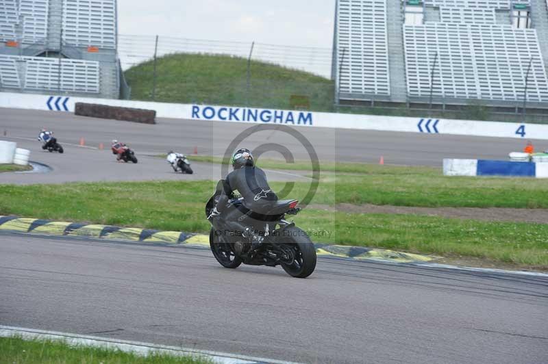 Motorcycle action photographs;Rockingham;Rockingham photographs;Trackday digital images;event digital images;eventdigitalimages;no limits trackday;peter wileman photography;rockingham corby northamptonshire;trackday;trackday photos