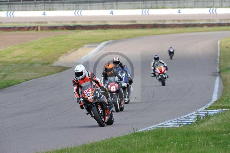 Motorcycle action photographs;Rockingham;Rockingham photographs;Trackday digital images;event digital images;eventdigitalimages;no limits trackday;peter wileman photography;rockingham corby northamptonshire;trackday;trackday photos