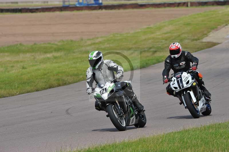 Motorcycle action photographs;Rockingham;Rockingham photographs;Trackday digital images;event digital images;eventdigitalimages;no limits trackday;peter wileman photography;rockingham corby northamptonshire;trackday;trackday photos