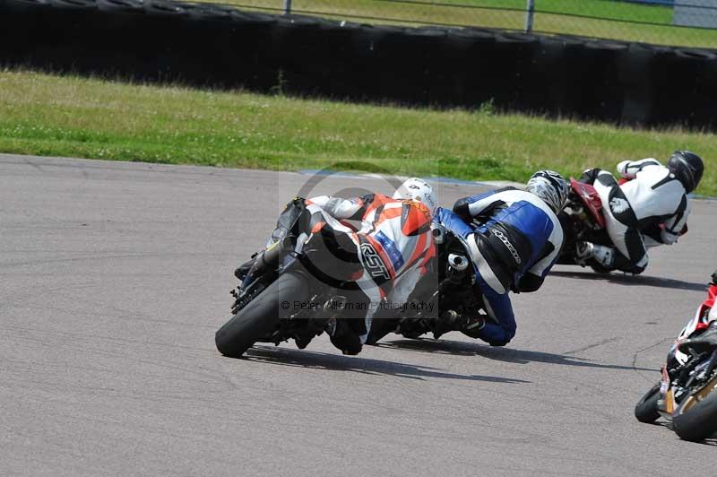 Motorcycle action photographs;Rockingham;Rockingham photographs;Trackday digital images;event digital images;eventdigitalimages;no limits trackday;peter wileman photography;rockingham corby northamptonshire;trackday;trackday photos