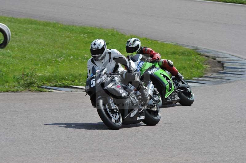 Motorcycle action photographs;Rockingham;Rockingham photographs;Trackday digital images;event digital images;eventdigitalimages;no limits trackday;peter wileman photography;rockingham corby northamptonshire;trackday;trackday photos