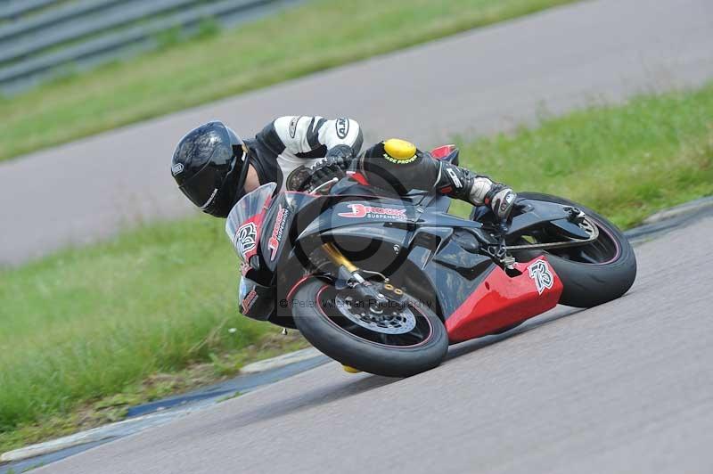 Motorcycle action photographs;Rockingham;Rockingham photographs;Trackday digital images;event digital images;eventdigitalimages;no limits trackday;peter wileman photography;rockingham corby northamptonshire;trackday;trackday photos