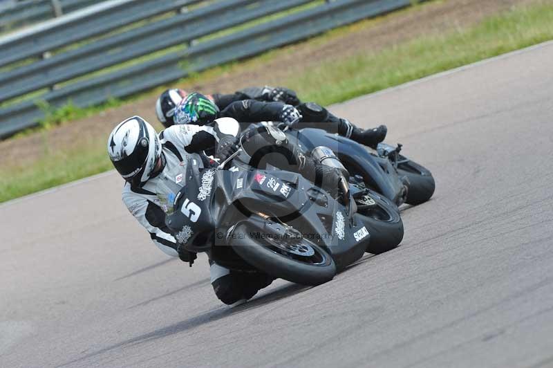 Motorcycle action photographs;Rockingham;Rockingham photographs;Trackday digital images;event digital images;eventdigitalimages;no limits trackday;peter wileman photography;rockingham corby northamptonshire;trackday;trackday photos