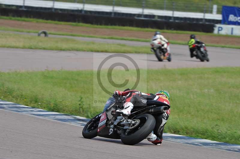 Motorcycle action photographs;Rockingham;Rockingham photographs;Trackday digital images;event digital images;eventdigitalimages;no limits trackday;peter wileman photography;rockingham corby northamptonshire;trackday;trackday photos