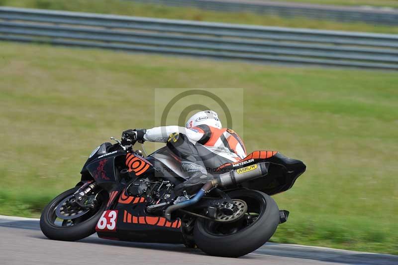 Motorcycle action photographs;Rockingham;Rockingham photographs;Trackday digital images;event digital images;eventdigitalimages;no limits trackday;peter wileman photography;rockingham corby northamptonshire;trackday;trackday photos