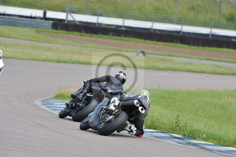 Motorcycle action photographs;Rockingham;Rockingham photographs;Trackday digital images;event digital images;eventdigitalimages;no limits trackday;peter wileman photography;rockingham corby northamptonshire;trackday;trackday photos