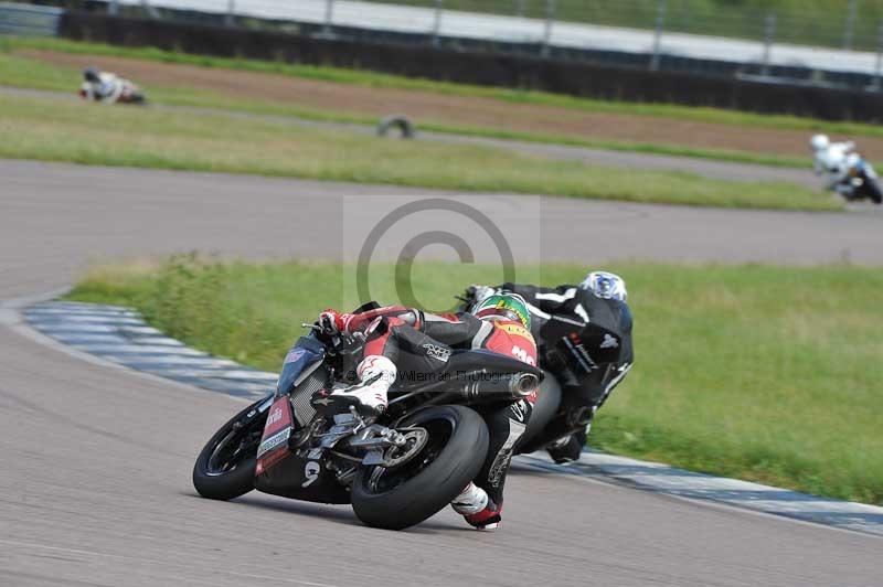 Motorcycle action photographs;Rockingham;Rockingham photographs;Trackday digital images;event digital images;eventdigitalimages;no limits trackday;peter wileman photography;rockingham corby northamptonshire;trackday;trackday photos