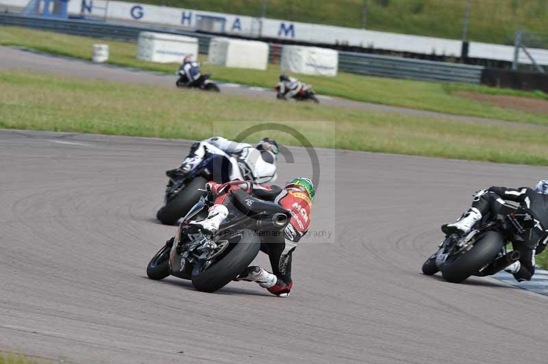 Motorcycle action photographs;Rockingham;Rockingham photographs;Trackday digital images;event digital images;eventdigitalimages;no limits trackday;peter wileman photography;rockingham corby northamptonshire;trackday;trackday photos