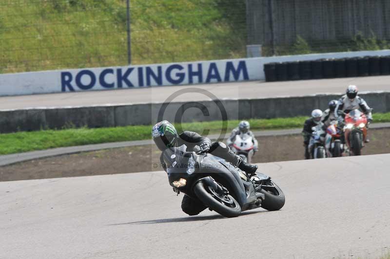 Motorcycle action photographs;Rockingham;Rockingham photographs;Trackday digital images;event digital images;eventdigitalimages;no limits trackday;peter wileman photography;rockingham corby northamptonshire;trackday;trackday photos