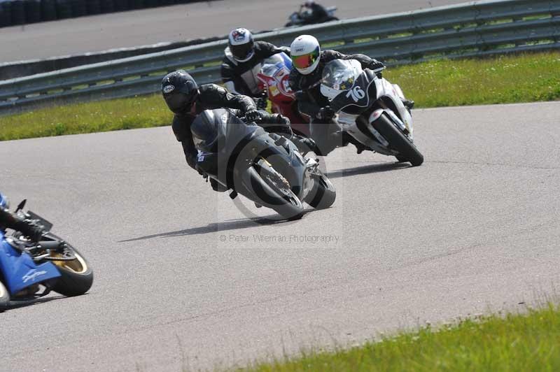 Motorcycle action photographs;Rockingham;Rockingham photographs;Trackday digital images;event digital images;eventdigitalimages;no limits trackday;peter wileman photography;rockingham corby northamptonshire;trackday;trackday photos