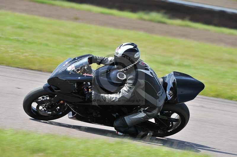 Motorcycle action photographs;Rockingham;Rockingham photographs;Trackday digital images;event digital images;eventdigitalimages;no limits trackday;peter wileman photography;rockingham corby northamptonshire;trackday;trackday photos