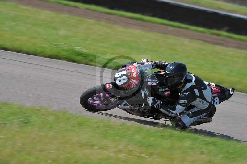 Motorcycle action photographs;Rockingham;Rockingham photographs;Trackday digital images;event digital images;eventdigitalimages;no limits trackday;peter wileman photography;rockingham corby northamptonshire;trackday;trackday photos