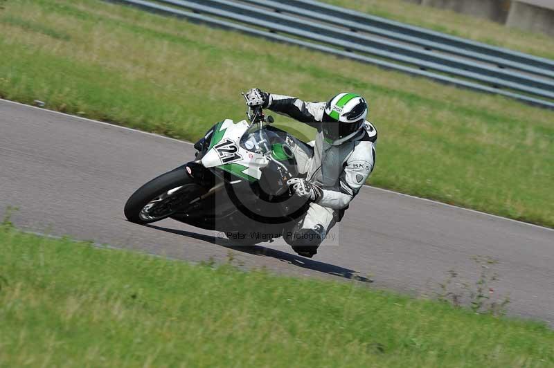 Motorcycle action photographs;Rockingham;Rockingham photographs;Trackday digital images;event digital images;eventdigitalimages;no limits trackday;peter wileman photography;rockingham corby northamptonshire;trackday;trackday photos