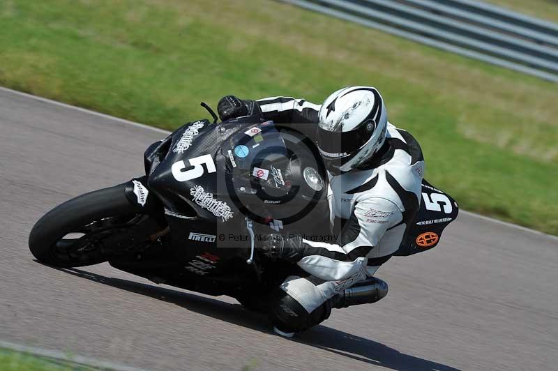 Motorcycle action photographs;Rockingham;Rockingham photographs;Trackday digital images;event digital images;eventdigitalimages;no limits trackday;peter wileman photography;rockingham corby northamptonshire;trackday;trackday photos