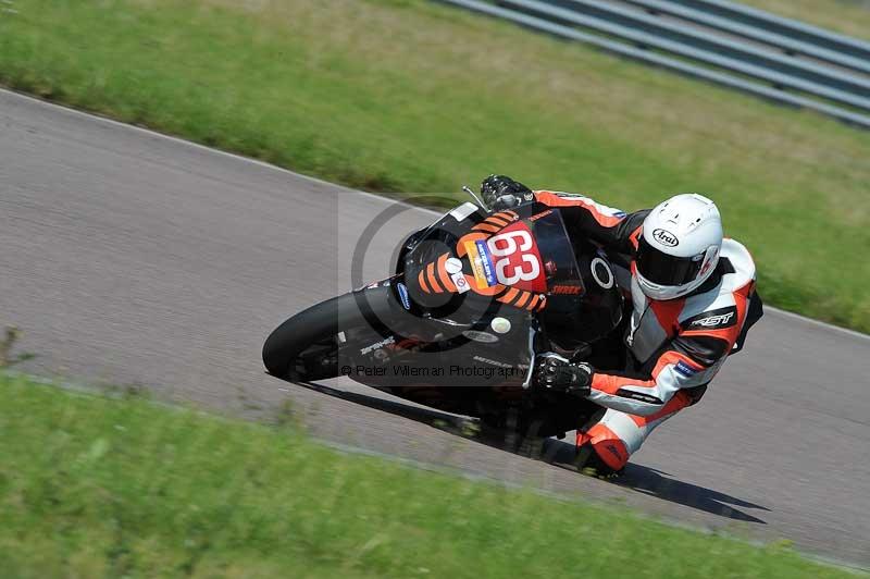 Motorcycle action photographs;Rockingham;Rockingham photographs;Trackday digital images;event digital images;eventdigitalimages;no limits trackday;peter wileman photography;rockingham corby northamptonshire;trackday;trackday photos