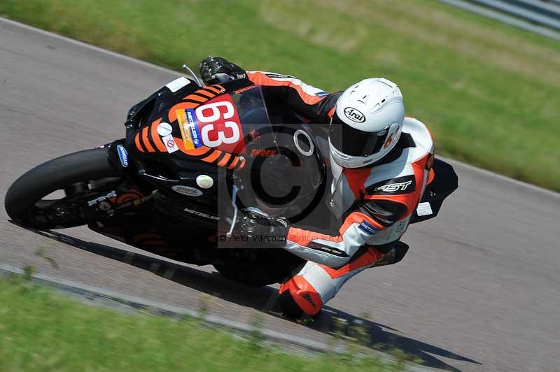 Motorcycle action photographs;Rockingham;Rockingham photographs;Trackday digital images;event digital images;eventdigitalimages;no limits trackday;peter wileman photography;rockingham corby northamptonshire;trackday;trackday photos