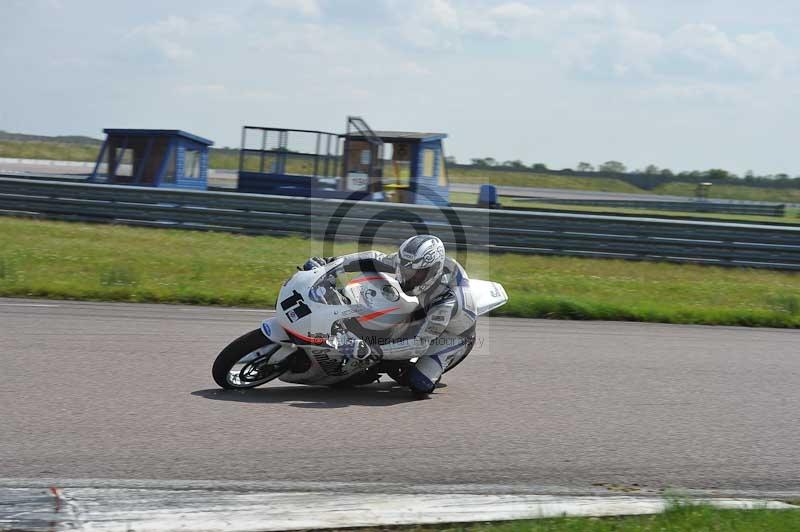 Motorcycle action photographs;Rockingham;Rockingham photographs;Trackday digital images;event digital images;eventdigitalimages;no limits trackday;peter wileman photography;rockingham corby northamptonshire;trackday;trackday photos